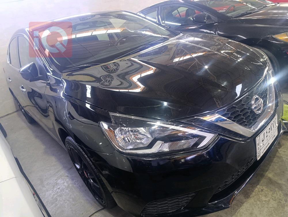 نیسان سێنترا